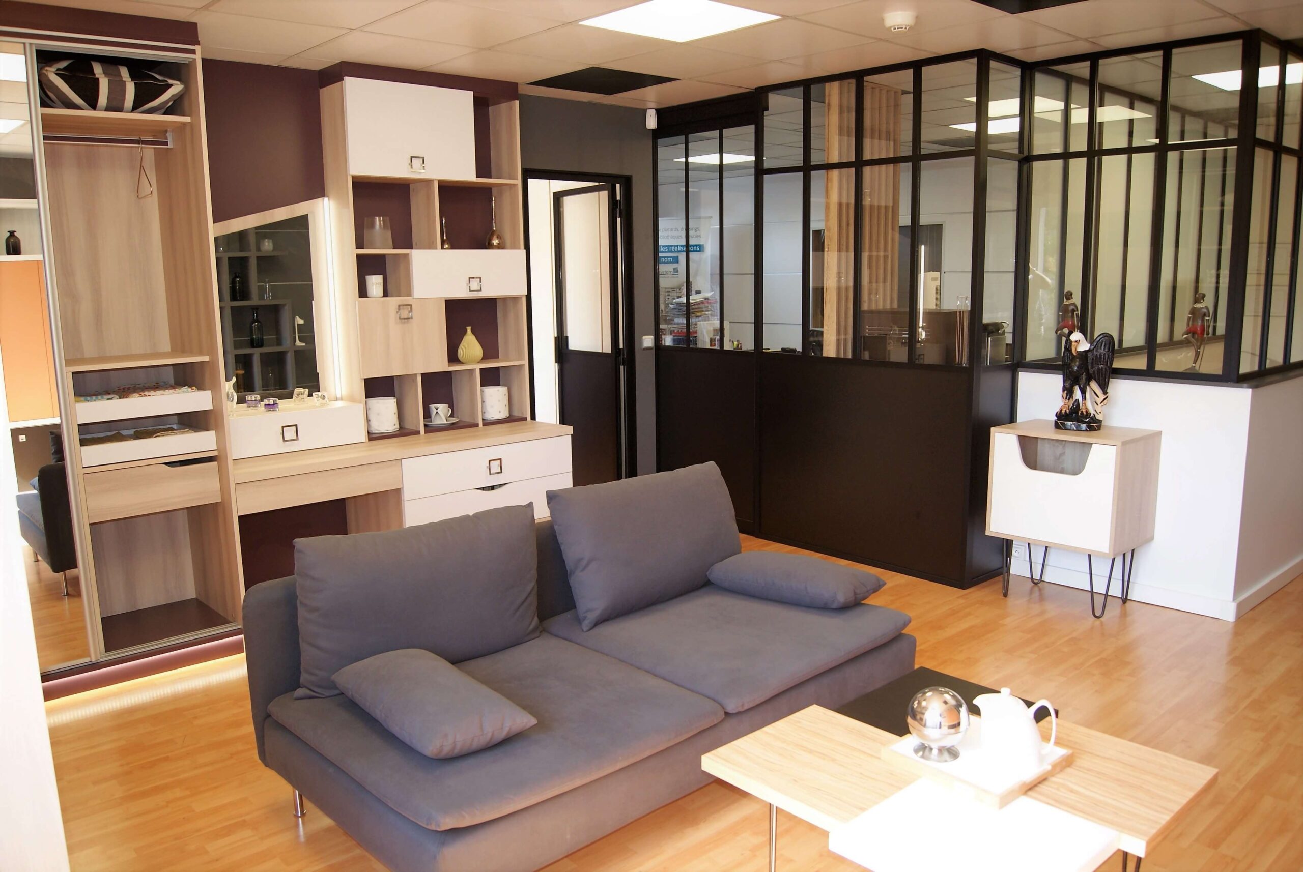 verriere et porte suspendue